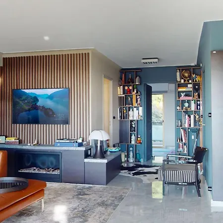 T2 Juan Panoramic Sea View *